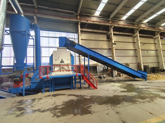 Μεγάλη παραγωγικότητα 6000 kg Σπαστικό ξύλου για την κατασκευή πελετών από κλαδιά ξύλου υψηλής απόδοσης