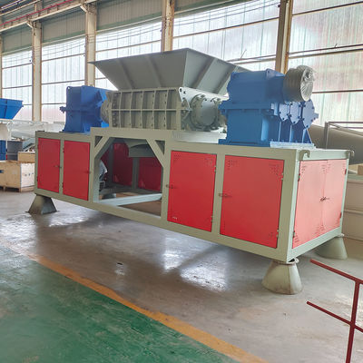 Τεχνική μηχανή για την πολυλειτουργική ανακύκλωση των υφασμένων σακουλών από καουτσούκ, ξύλινο σκουπίδι και μέταλλο