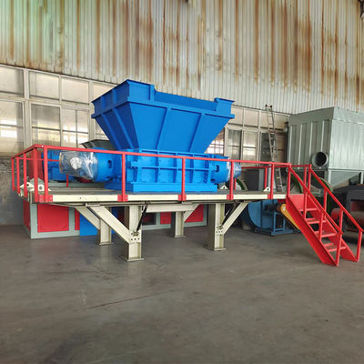 3000kg/h Απορρίμματα ξύλινου παλέτου στρώμα Shredder Ανακύκλωση πλαστικών επίπλων αποτελεσματικά