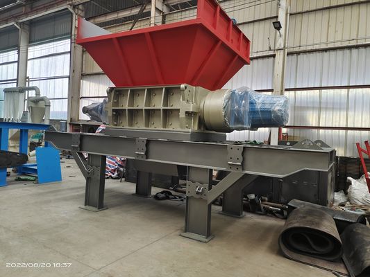 110kW Δύο ρότορες θρυμματιστή προσαρμόσιμη για βαριά βιομηχανική θρυμματοποίηση